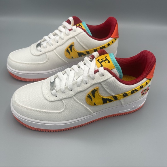 Nike Air Force 1 '07 LX Women's Shoes in Sail/White/Gold -Limited Edition Size 8 - Picture 1 of 15